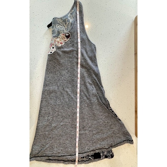 Awake By OS Sleeveless Top Size‎ 1X Double Sided Floral Black Stripes Colorful - Picture 3 of 8